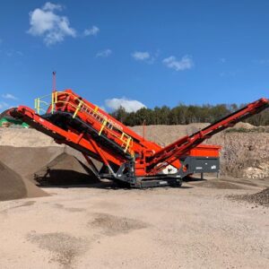 Sandvik QA451 incline screener.