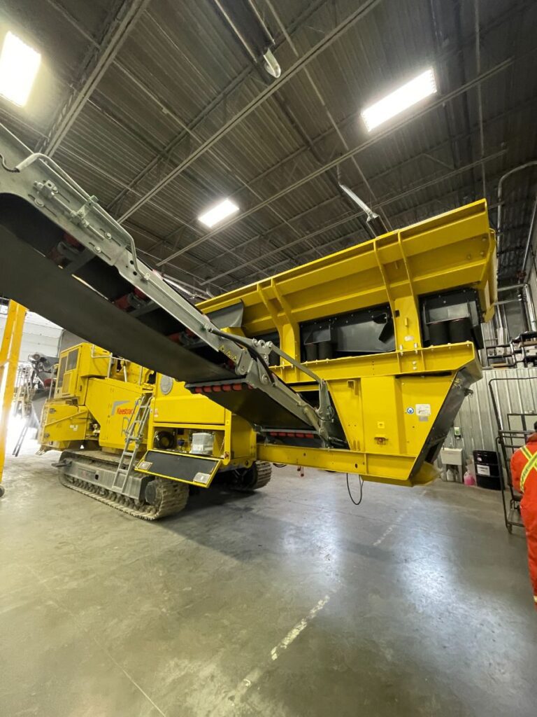 Keestrack R6 impact crusher.