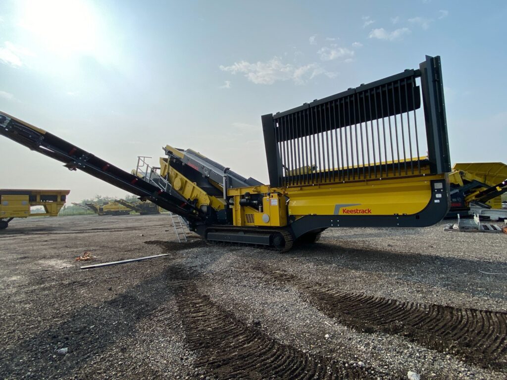 Keestrack C4 classifying screening plant.