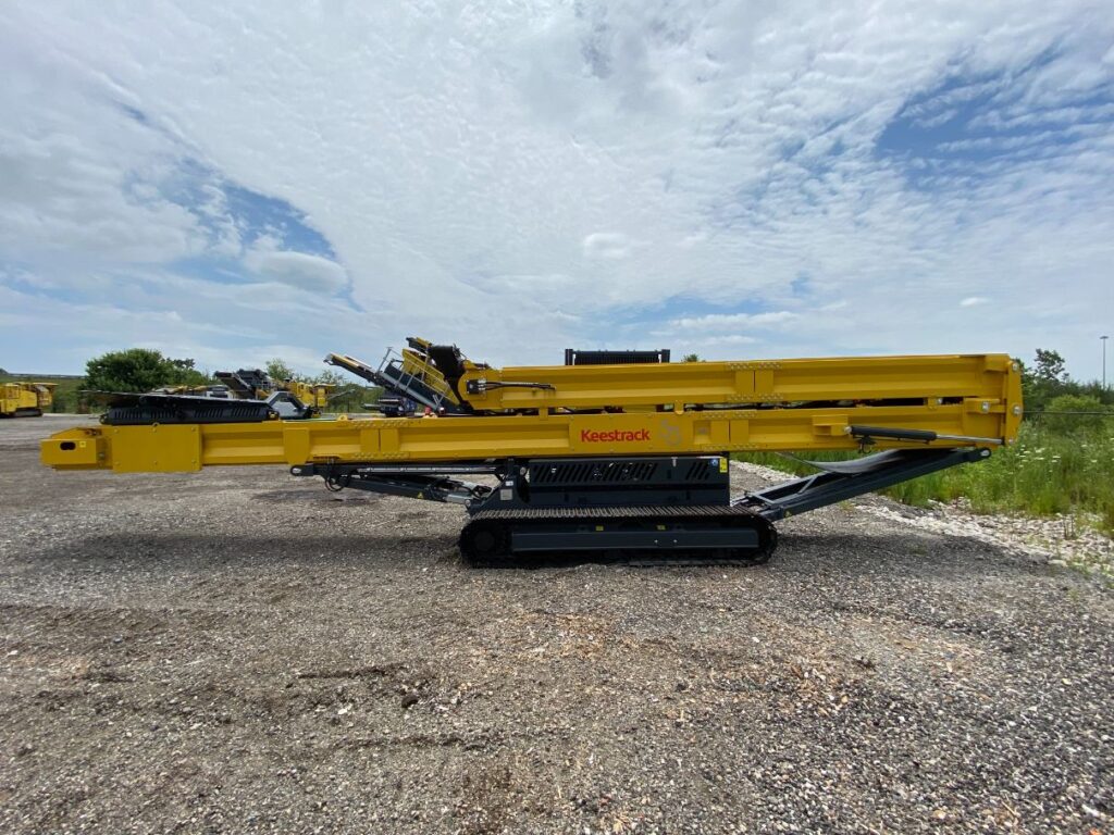 Keestrack stacking conveyor.