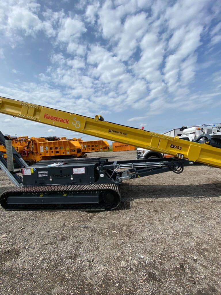 Keestrack stacking conveyor.