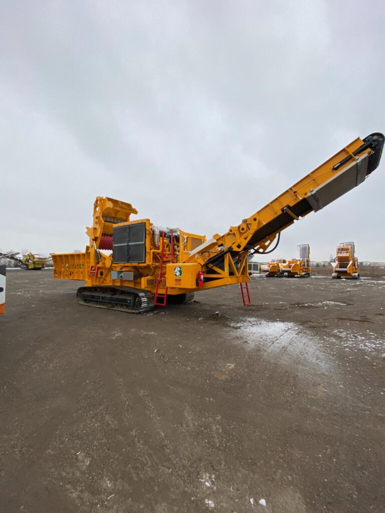 2024 CBI 6800CT Horizontal Grinder.