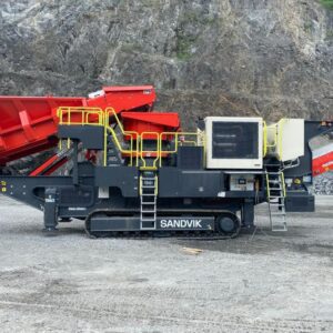 Sandvik QH441 cone crusher.